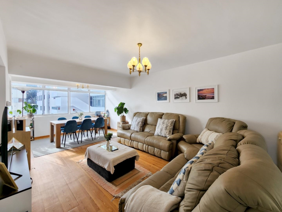 To Let 1 Bedroom Property for Rent in Sea Point Western Cape